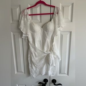 Selfie Leslie: Aphrodite Molded Bust Angel Sleeve Wrap Dress Embroidered White